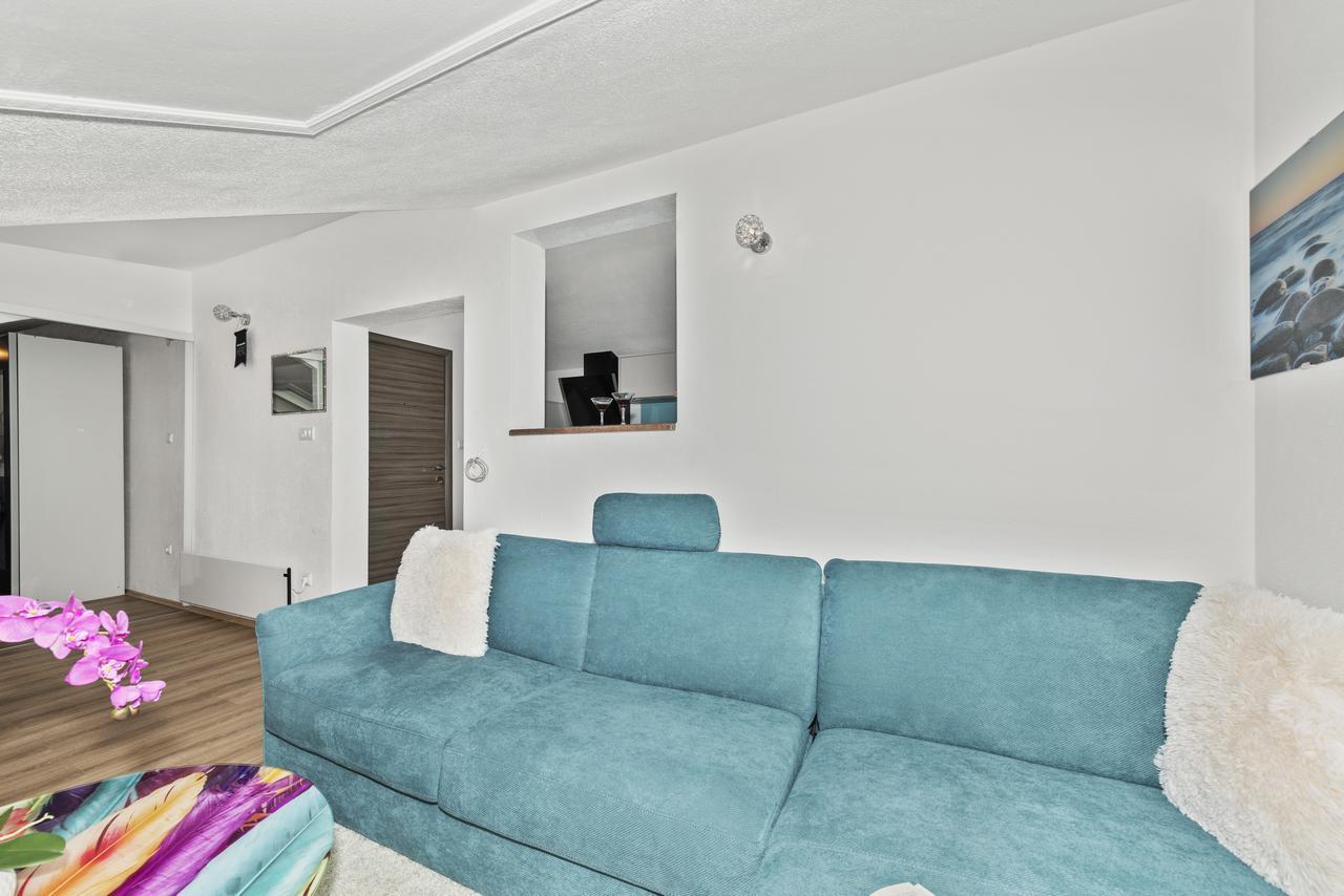 Apartment Nikola Trogir Exterior foto